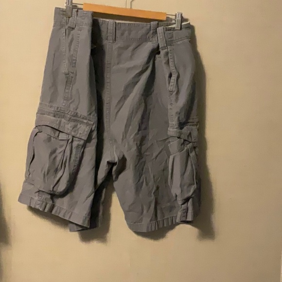 Arizona Jean Company Gray Cargo Shorts - Picture 2 of 5